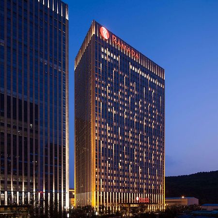 Ramada Jinan Hotel Eksteriør billede